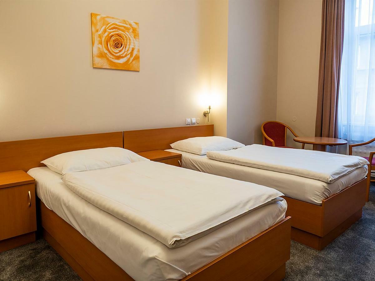 Hotel Olympia Česká Lípa Exterior foto